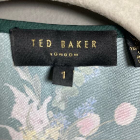 Ted Baker wrap top women's size 4 v-neck floral green feminine forest fairy NWT - Picture 11 of 11